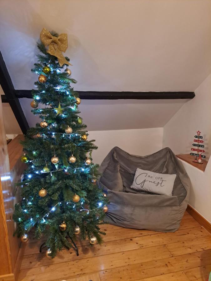 Apartmán Harbour Loft! Newly Refurbished 3 Bed Flat! Burry Port Exteriér fotografie